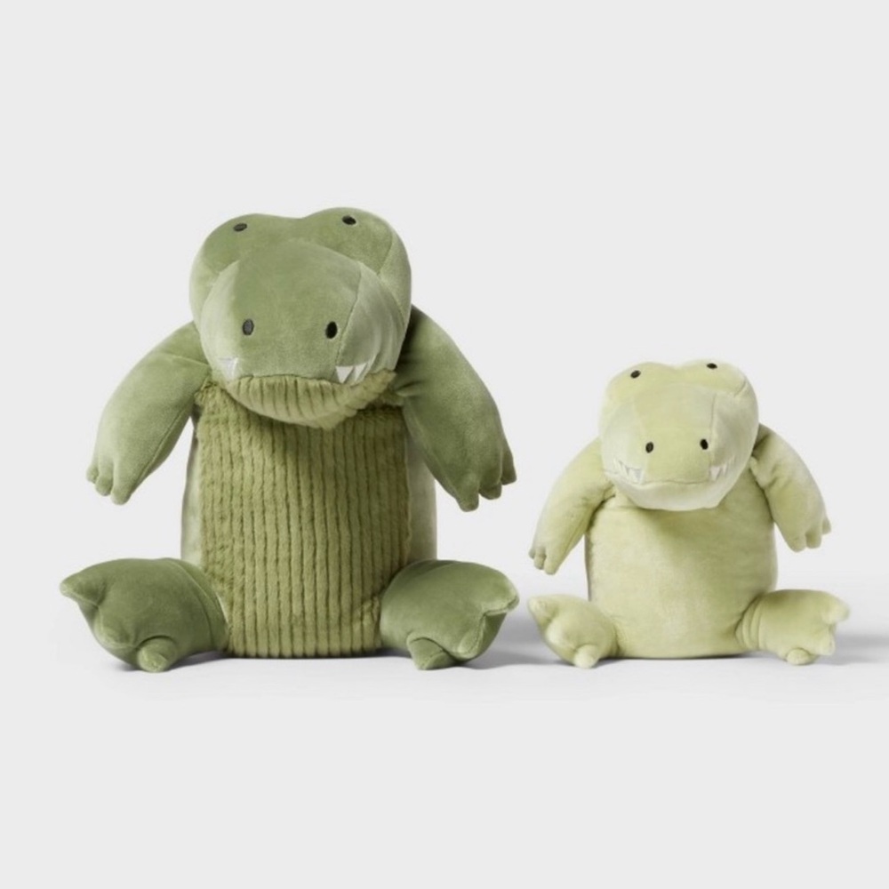 NWT Pillowfort Alligator and baby weighted plush Green Set - Picture 4 of 4